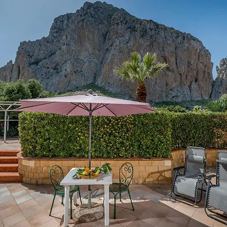 Spada Con Ampi Spazi Esterni * San Vito Lo Capo